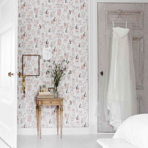 fab-rasch-textil-rosa-weiss-jugendzimmer-tapete-parfumflaschen